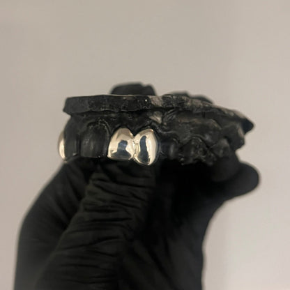 Silver 4 Tooth Grill Top